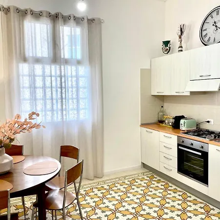 La Fenice - Mosaic Apartment *